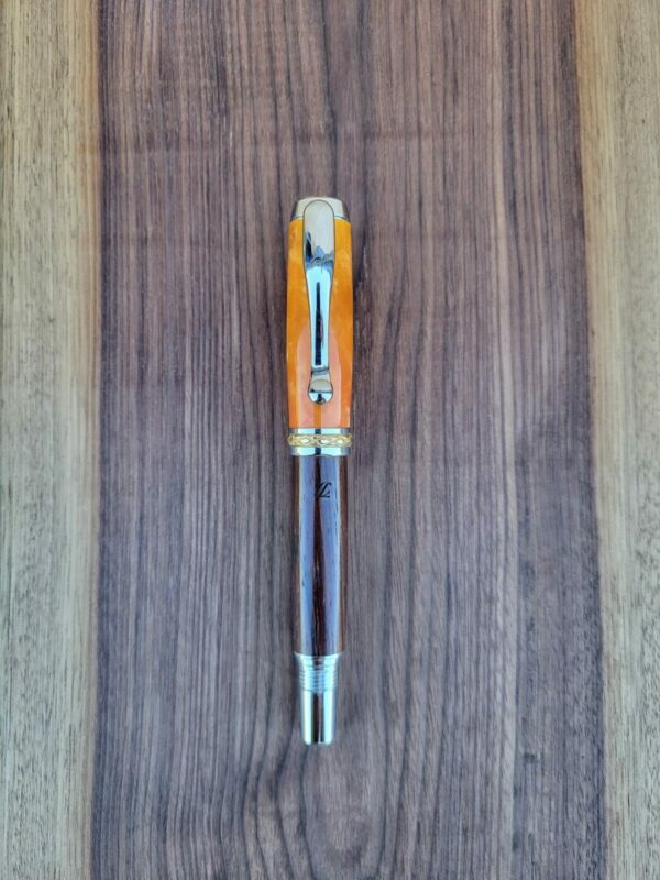 Stylo-plume Barbadás, résine orange / cocobolo
