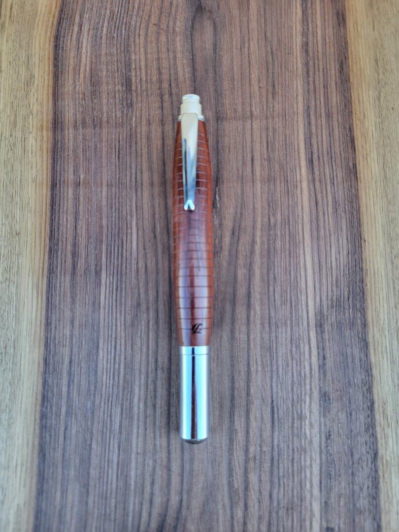 Roller Arteixo, padouk 1 Roller Arteixo, padouk