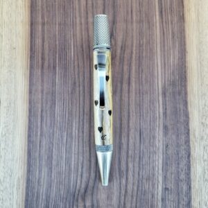 Stylo-bille Samos, bois de Judée, cœurs gravés