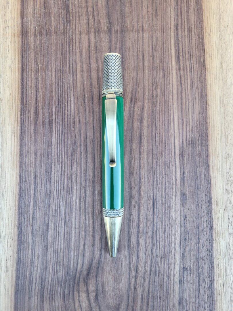 Stylo-bille Samos galalithe verte 1 Stylo-bille Samos galalithe verte