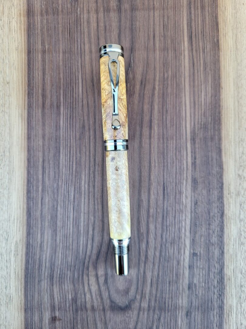 Stylo-plume Vilar, loupe d'amboine 1 Stylo-plume Vilar, loupe d'amboine