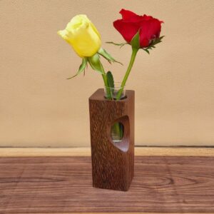 Soliflore ajouré en azobé – motif amande