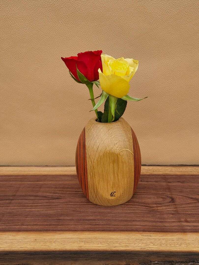 Soliflore en chêne et placage de cocobolo 1 Soliflore en chêne et placage de cocobolo