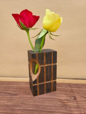 Soliflore ajouré & rainuré en chêne ébonisé – motif amande